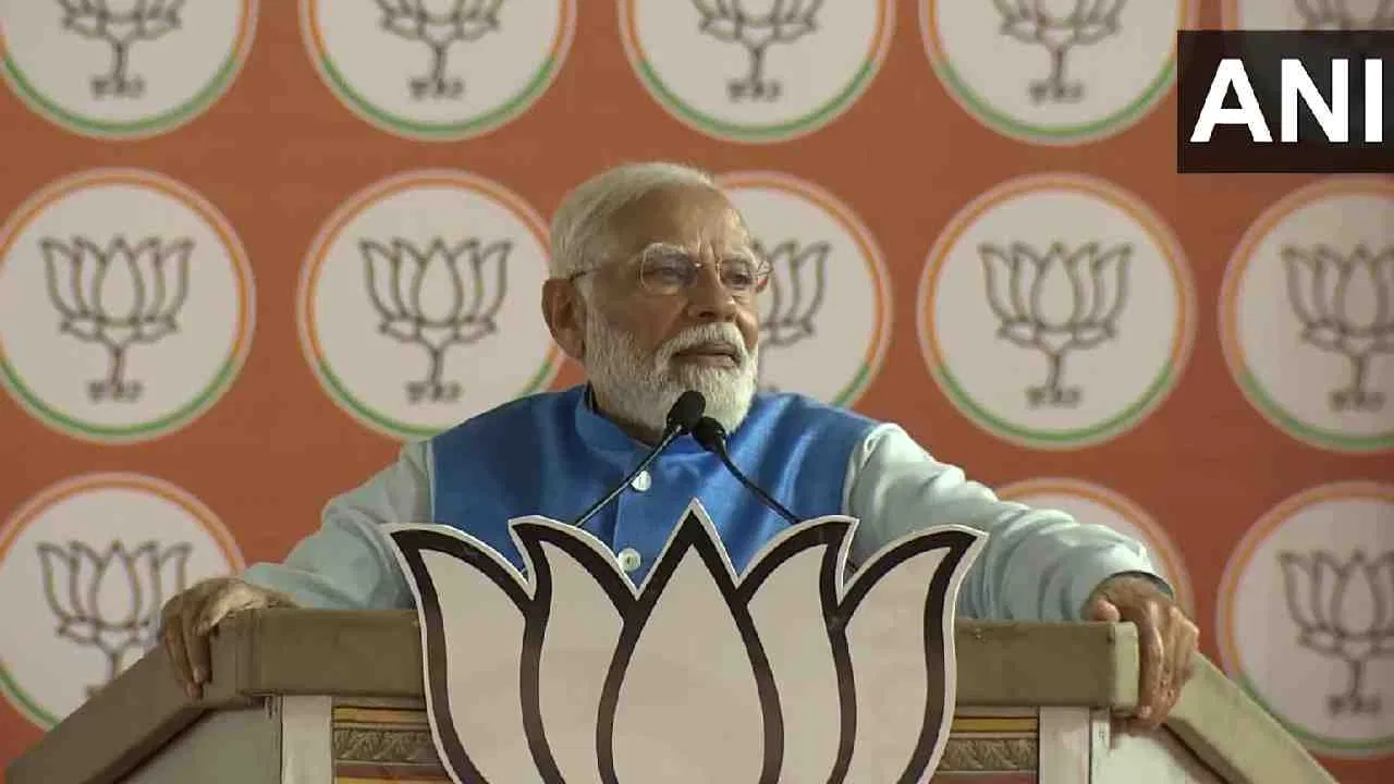 ಮೋದಿಯೇ ಗ್ಯಾರಂಟಿ; ಕಾಂಗ್ರೆಸ್ ವಿರುದ್ಧ ವಾಗ್ದಾಳಿ ನಡೆಸಿದ ಮೋದಿ!