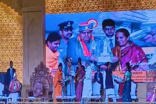 Spiritual power is greater than nuclear power!!ನ್ಯೂಕ್ಲಿಯರ್ ಶಕ್ತಿಗಿಂತ ಆಧ್ಯಾತ್ಮಿಕ ಶಕ್ತಿ ದೊಡ್ಡದು!!