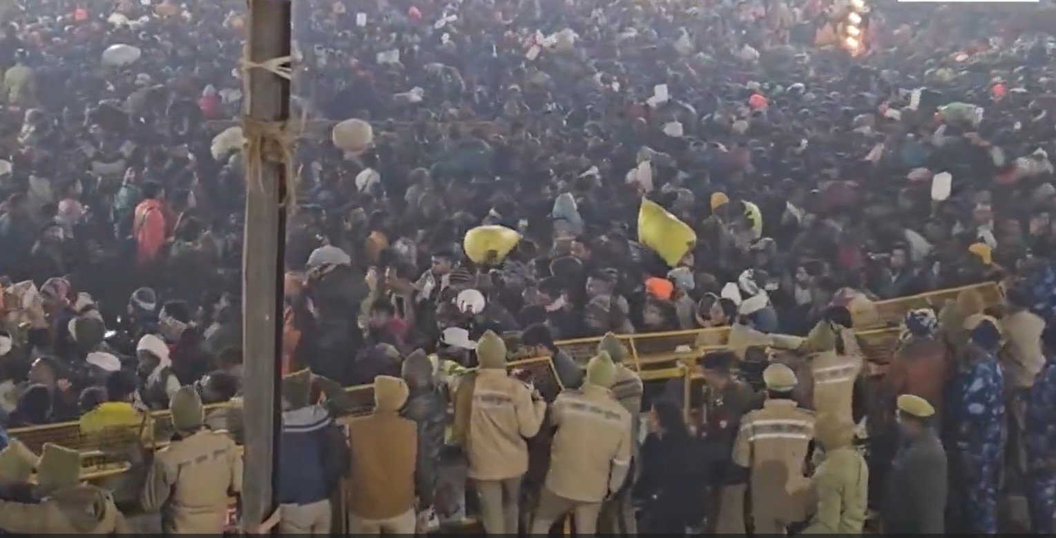 ಕುಂಭ ಮೇಳ ಕಾಲ್ತುಳಿತದಲ್ಲಿ ಸಿಲುಕಿದ ಕನ್ನಡಿಗರು!