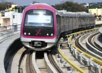 Namma Metro: ಬೆಲೆ ಏರಿಸಿದ ನಮ್ಮ ಮೆಟ್ರೋ ಆದಾಯಕ್ಕೇ ಪೆಟ್ಟು ಕೊಟ್ಟ ಜನ; ಪ್ರಯಾಣಿಕರ ಸಂಖ್ಯೆ ಭಾರಿ ಇಳಿಕೆ