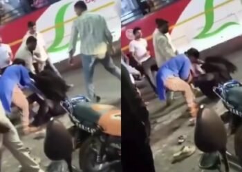 ಮುಸ್ಲಿಂ ಮಹಿಳೆಯೊಂದಿಗೆ ವ್ಯಕ್ತಿ ಪರಾರಿ: ನಡುರಸ್ತೆಯಲ್ಲೇ ಮಹಿಳೆಯರಿಬ್ಬರ ಜಡೆ ಜಗಳ!