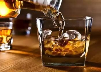 ಮದ್ಯಪ್ರಿಯರಿಗೆ ಕೇಂದ್ರ ಸರ್ಕಾರ ಗುಡ್ ನ್ಯೂಸ್; ಈ ವಿಸ್ಕಿಯ ಬೆಲೆಯಲ್ಲಿ ಭಾರಿ ಇಳಿಕೆ