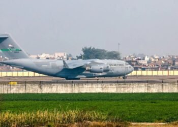 ಅಮೆರಿಕದಿಂದ ಗಡಿಪಾರದ 112 ಭಾರತೀಯರನ್ನು ಹೊತ್ತ ವಿಮಾನ ಅಮೃತ್ಸರದಲ್ಲಿ ಲ್ಯಾಂಡ್!