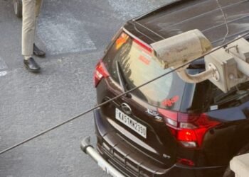 ಮಹಿಳಾ ಟ್ರಾಫಿಕ್ ಪೊಲೀಸ್ ಪೇದೆಗೆ ಅವಾಜ್