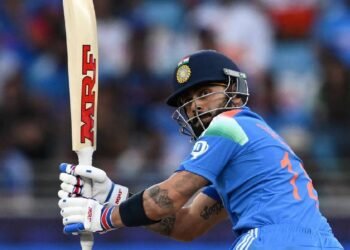 Virat Kohli : ಸಚಿನ್ ತೆಂಡೂಲ್ಕರ್ ದಾಖಲೆ ಮುರಿದ ವಿರಾಟ್ ಕೊಹ್ಲಿ, ಯಾವುದದು?