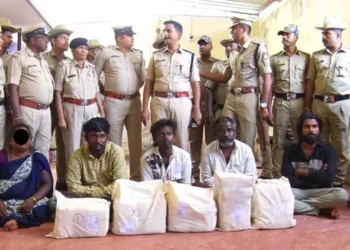 ಗಾಂಜಾ ಸಾಗಾಟ ಮಾಡುತ್ತಿದ್ದ ಒಂದೇ ಕುಟುಂಬದವರು ಅರೆಸ್ಟ್