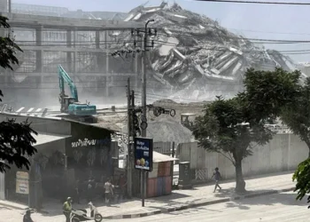 ಭೀಕರ ಭೂಕಂಪ: 43 ಜನ ನಾಪತ್ತೆ