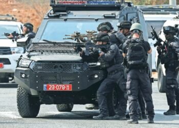 Hostage: ಪ್ಯಾಲೆಸ್ತೀನ್‌ನಲ್ಲಿ ಒತ್ತೆಯಲ್ಲಿದ್ದ 10 ಭಾರತೀಯ ಕಾರ್ಮಿಕರ ರಕ್ಷಣೆ: ರಕ್ಷಿಸಿದ್ಯಾರು?