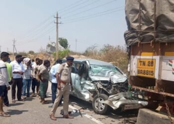 ಭೀಕರ ಅಪಘಾತ: ಐವರು ದುರ್ಮರಣ