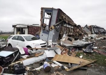 Tornadoes: ಅಮೆರಿಕದಲ್ಲಿ ಸುಂಟರಗಾಳಿ ಅಬ್ಬರ: ಒಂದೇ ದಿನ 27 ಸಾವು