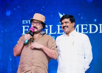 ʼಭುವನಂ ಗಗನಂʼ ಚಿತ್ರ ತಂಡದ ಸಂಭ್ರಮದಲ್ಲಿ ಕ್ರೇಜಿಸ್ಟಾರ್‌ ರವಿಚಂದ್ರನ್‌!