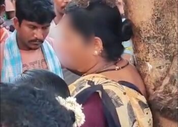 ಮೀನು ಕದ್ದ ಆರೋಪ: ಮಹಿಳೆಯನ್ನು ಮರಕ್ಕೆ ಕಟ್ಟಿ ಹಾಕಿ ಹಲ್ಲೆ