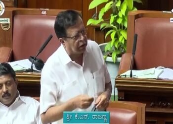 ಹನಿ..ಹನಿ..ವಿಷ ಕನ್ಯೆಯರ ಕಪಾಳಕ್ಕೆ ಹೊಡೆದಿದ್ದು ನಿಜ: ರಾಜಣ್ಣ