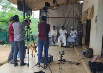 “ಪದವೇ” ಎಂಬ ಸುಂದರ ಪ್ರೇಮಗೀತೆ ಹಾಡಿದ ಆದರ್ಶ ಅಯ್ಯಂಗಾರ್!