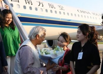 Mohammed Yunus: ಚೀನಾಕ್ಕೆ ಪ್ರಯಾಣ ಮಾಡುವ ಮೂಲಕ ಭಾರತಕ್ಕೆ ಸೆಡ್ಡು ಹೊಡೆಯಲು ಯತ್ನಿಸಿದರೇ ಬಾಂಗ್ಲಾದೇಶ ಪ್ರಧಾನಿ ಯೂನುಸ್​?