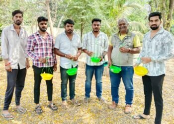 ಪಕ್ಷಿಗಳಿಗೆ ನೀರು ಒದಗಿಸುವ ಮಹಾನ್ ಕಾರ್ಯ!