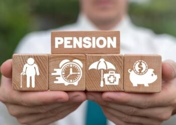 Retirement Schemes: ನಿವೃತ್ತಿ ನಂತರ ಪಿಂಚಣಿ ಪಡೆಯಬೇಕೇ? ಇಲ್ಲಿವೆ ಸರ್ಕಾರದ ಯೋಜನೆಗಳು