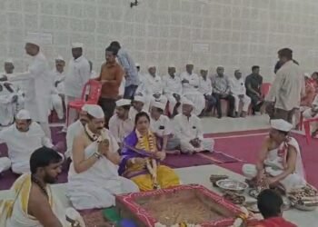 ಉಚ್ಛಾಟನೆಯ ನಂತರ ಹೋಮ, ಹವನದಲ್ಲಿ ಭಾಗಿಯಾದ ಯತ್ನಾಳ್