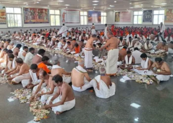 ರಾಘವೇಂದ್ರ ಸ್ವಾಮಿ ಹುಂಡಿಯಲ್ಲಿ ಭರ್ಜರಿ ಕಾಣಿಕೆ