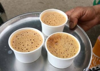 ಪೇಪರ್ ಕಪ್ ನಲ್ಲಿ ಟೀ ಕುಡಿತೀರಾ? ಹಾಗಾದರೆ ಈ ಸ್ಟೋರಿ ಓದಿ!