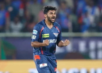 ಪರ್ಪಲ್ ಕ್ಯಾಪ್ ತೊಟ್ಟ ಶಾರ್ದೂಲ್ ಠಾಕೂರ್!