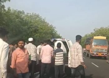 ಭೀಕರ ಅಪಘಾತ: ಒಂದೇ ಕುಟುಂಬದ ಮೂವರು ಬಲಿ