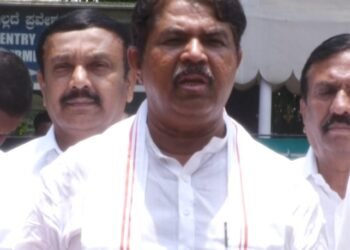 ತಾಳಿ, ಜನಿವಾರ ತೆಗೆಸದಂತೆ ಸೂಚನೆ: ಅಶೋಕ್