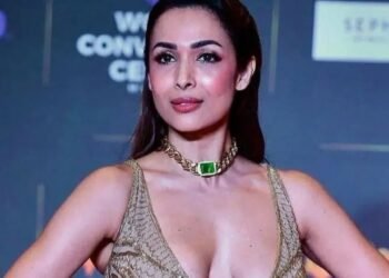 ಖ್ಯಾತ ಕ್ರಿಕೆಟರ್ ತೆಕ್ಕೆಗೆ ಜಾರಿದ್ರಾ ಮಲೈಕಾ: ಯಾರ ಜೊತೆ ಮುನ್ನಿಯ ಹೊಸ ಲವ್ ಇನ್ನಿಂಗ್ಸ್!