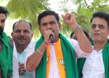 ಕಪಾಳಮೋಕ್ಷ ಯಾರಿಗೆ ಮಾಡಬೇಕು?: ವಿಜಯೇಂದ್ರ