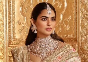 ರೋಲ್ಸ್ ರಾಯ್ಸ್‌ನಿಂದ ಪೋರ್ಷೆವರೆಗೆ: ಅಂಬಾನಿ ಪುತ್ರಿ ಈಶಾ ಹೊಂದಿರುವ ಐಷಾರಾಮಿ ಕಾರುಗಳ ಸಂಗ್ರಹ ಇಲ್ಲಿದೆ