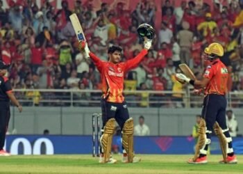 Priyansh Arya : ಐಪಿಎಲ್ನಲ್ಲಿ ಹೊಸ ದಾಖಲೆ ಸೃಷ್ಟಿಸಿದ ಪಂಜಾಬ್ ತಂಡ ಶತಕ ವೀರ ಪ್ರಿಯಾಂಶ್ ಆರ್ಯ