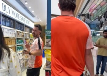 Travis Head : ಟ್ರಾವಿಸ್ ಹೆಡ್‌ಗೆ ಸೂಪರ್‌ಮಾರ್ಕೆಟ್ ಶಾಪಿಂಗ್ ವೇಳೆ ಅಭಿಮಾನಿಗಳಿಂದ ತೊಂದರೆ