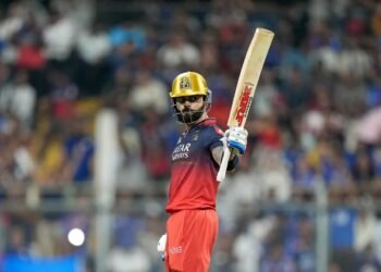 Virat Kohli: ಚಿನ್ನಸ್ವಾಮಿ ಸ್ಟೇಡಿಯಮ್ ನಲ್ಲಿ ಹೊಸ ದಾಖಲೆ ಸೃಷ್ಟಿಸಿದ ವಿರಾಟ್ ಕೊಹ್ಲಿ