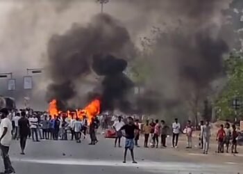West Bengal Waqf Violence: ಹೊತ್ತಿ ಉರಿದ ಬಂಗಾಳ: ಹಿಂಸಾಚಾರಕ್ಕೆ 3 ಬಲಿ, 150 ಮಂದಿ ಬಂಧನ