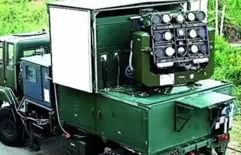 Laser Weapon: ಭಾರತದಲ್ಲಿ ಹೊಸ ಯುಗದ ತಂತ್ರಜ್ಞಾನ: ಡ್ರೋನ್‌ಗಳನ್ನು ಕೆಡವಲು ಲೇಸರ್ ಆಧಾರಿತ ಶಸ್ತ್ರಾಸ್ತ್ರದ ಪರೀಕ್ಷೆ ಯಶಸ್ವಿ