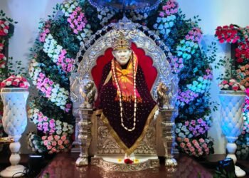 ಸಾಯಿ ಮಂದಿರದಲ್ಲಿ ಕಳ್ಳತನ: ಬೆಳ್ಳಿ ಪಾದುಕೆ, ಬೆಳ್ಳಿ ಕಿರಿಟ ಕಳ್ಳತನ