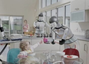 ಸಿಟಿಯಲ್ಲಿ ಹೆಚ್ಚುತ್ತಿದೆ ರೋಬೋಟ್ ಬಳಕೆ! ಮನೆ ಕೆಲಸದವರಿಗೆ ಬೈ ಹೇಳ್ತಿದ್ದಾರೆ ಸಿಟಿ ಮಂದಿ!