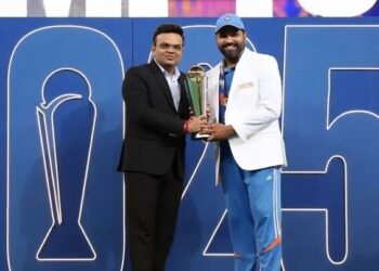 ವಾಂಖೆಡೆ ಸ್ಟೇಡಿಯಂನ ಸ್ಟ್ಯಾಂಡ್​ಗೆ ರೋಹಿತ್​ ಶರ್ಮಾ ಹೆಸರು ನಾಮಕರಣ