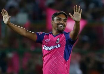 ಐಪಿಎಲ್ ಇತಿಹಾಸದ ಅತಿ ದೀರ್ಘ ಓವರ್: ಸಂದೀಪ್ ಶರ್ಮಾ ಪ್ರದರ್ಶನ ದಾಖಲೆಯ ಪುಸ್ತಕಕ್ಕೆ ಸೇರ್ಪಡೆ