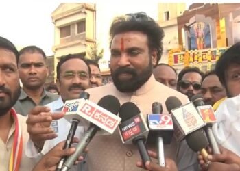 ಜಾತಿ ಗಣತಿ ವರದಿ ತಿರಸ್ಕರಿಸುವಂತೆ ಶ್ರೀರಾಮುಲು ಆಗ್ರಹ