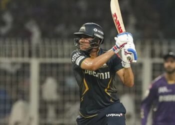 ಕೋಲ್ಕತ್ತಾ: ಶುಭಮನ್ ಗಿಲ್ ಅದ್ಭುತ ಬ್ಯಾಟಿಂಗ್; ವಿರಾಟ್ ಕೊಹ್ಲಿಯ ಐಪಿಎಲ್ ದಾಖಲೆಯನ್ನು ಸರಿಗಟ್ಟಿದ ಗುಜರಾತ್ ನಾಯಕ