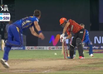 IPL 2025: ಅಭಿನವ್ ಮನೋಹರ್‌ ಹಿಟ್ ವಿಕೆಟ್ ಆಗಿ ಔಟ್; ಐಪಿಎಲ್​ನಲ್ಲಿ ಅನಗತ್ಯ ದಾಖಲೆ