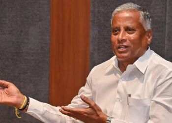 ಗ್ರೇಟರ್ ಬೆಂಗಳೂರಿಗೆ ರಾಜ್ಯಪಾಲರ ಅಂಕಿತ: ಕಿಡಿಕಾರಿದ ಸೋಮಣ್ಣ