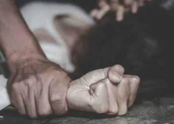 ಹೆತ್ತ ಮಗಳನ್ನೇ ಗರ್ಭಿಣಿ ಮಾಡಿದ ಕಾಮುಕ ತಂದೆ!