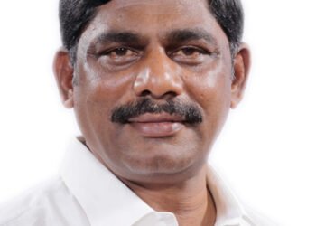 ಬಮೂಲ್ ಚುನಾವಣೆಗೆ ನಾಮಪತ್ರ ಸಲ್ಲಿಸಿದ ಡಿ.ಕೆ. ಸುರೇಶ್