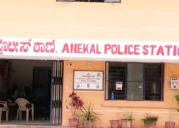 ಅಡ್ರೆಸ್ ಕೇಳುವ ನೆಪದಲ್ಲಿ ವೃದ್ಧೆಯ ಚಿನ್ನಾಭರಣ ದೋಚಿ ಪರಾರಿ