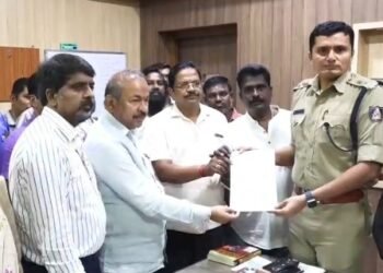ವಕ್ಫ್ ಕಾಯ್ದೆ ವಿರೋಧಿಸಿ ಪ್ರತಿಭಟನೆ: ದೂರು