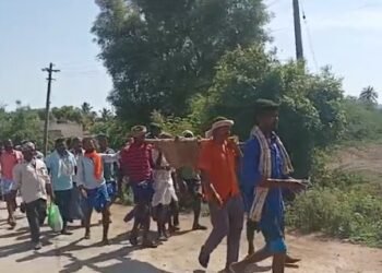 ಅನಾಥ ವೃದ್ಧೆಯ ಅಂತ್ಯಸಂಸ್ಕಾರ ಮಾಡಿ, ಮಾನವೀಯತೆ ಮೆರೆದ ಗ್ರಾಮಸ್ಥರು