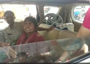 ಅಸ್ವಸ್ಥ ಮಹಿಳೆಯನ್ನ ಡಿಮ್ಹಾನ್ಸ್ ಗೆ ರವಾನೆ, ಪೊಲೀಸರ ಕಾರ್ಯಕ್ಕೆ ಮೆಚ್ಚುಗೆ