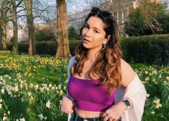 ಸಾರಾ ಬಾಳಲ್ಲಿ ಇರುವವರು ಯಾರು?